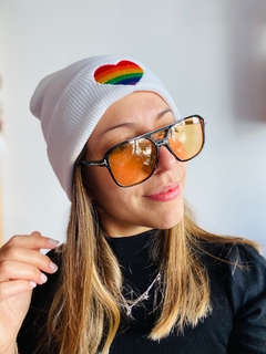 Gorro blanco bordado - comprar online