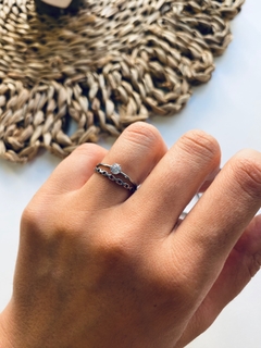 Anillo doble lazo con cristal acero quirúrgico - tienda online