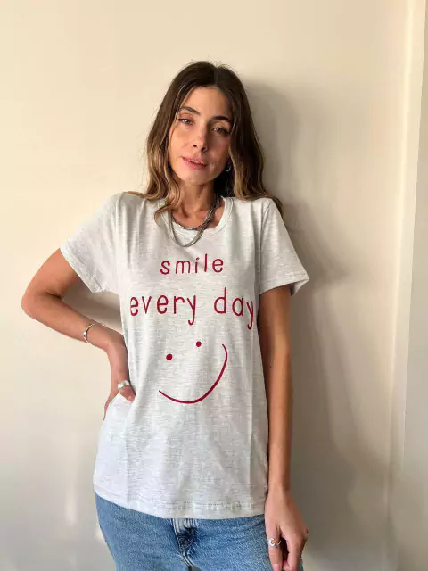 Remera smile