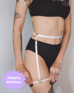 The Basic Garter Branco