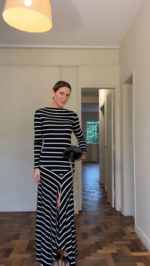 Vestido Longo Assimétrico - comprar online