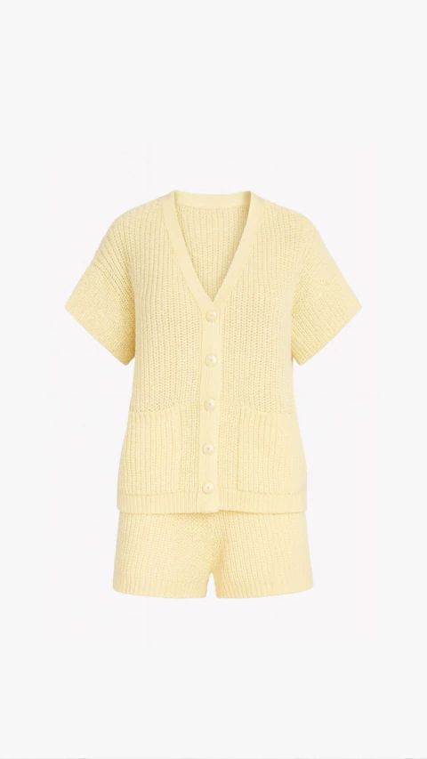 Conjunto Tricot Short e Casaco - comprar online