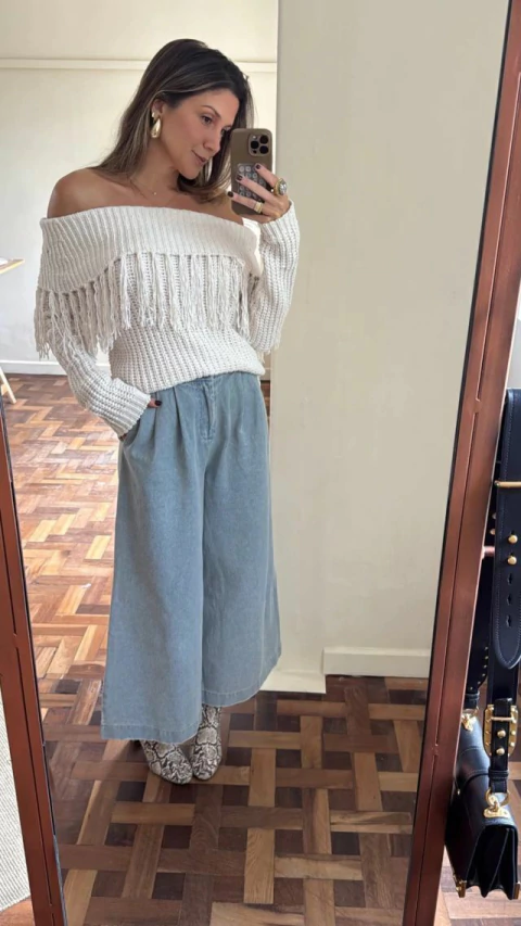 Blusa Tricô Ombro a Ombro Franjas