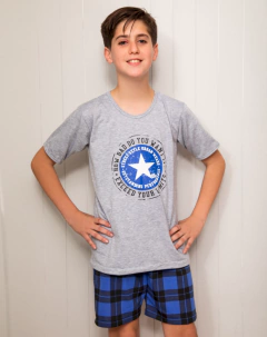 Pijama "Gino Polacchi" - Remera gris + short negro y azul con estrella en internet