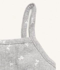 Musculosa "Old Navy" - De morley gris con florcitas blancas en internet