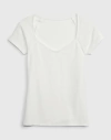 Remera "Gap" - Blanca, de algodón, escote corazón, súper larga. De adultos