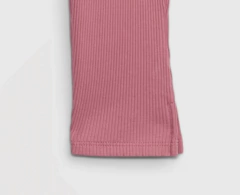 Calza "Gap". Rosa de morley en internet