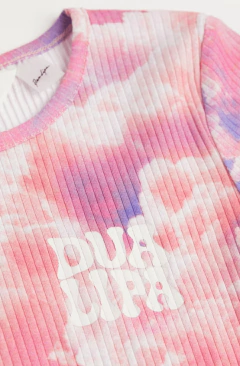 Remera H&M - De morley batik rosa con "Dua Lipa" - comprar online