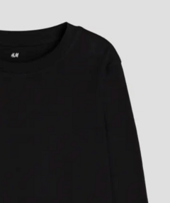 Remera H&M - Manga larga lisa negra en internet