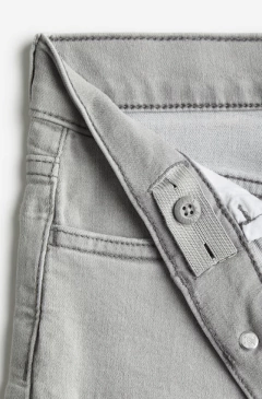 Short "H&M" - De jean gris, elastizado en internet