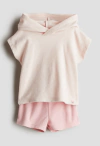 Conjunto "H&M" - Baby Girl - 2 piezas de towel rosa, short + remera con capucha - Talle grande