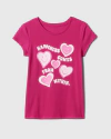 Remera "GAP". Fucsia con corazones