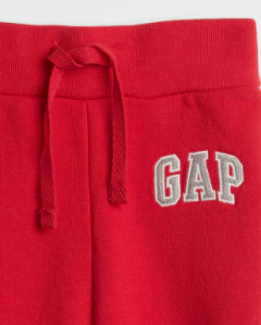 Jogging "Gap" - Rojo con logo bordado en gris y blanco - comprar online