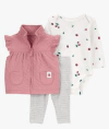 Conjunto "Carter´s" - 3 piezas chaleco matelase rosa, body con frutillas, calza rayada gris - comprar online