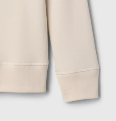 Buzo "Gap". Cuello redondo crudo logo estampado snowboard - Lupeluz