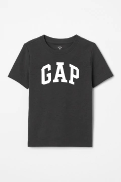 Remera "GAP". Gris oscuro con logo blanco - comprar online