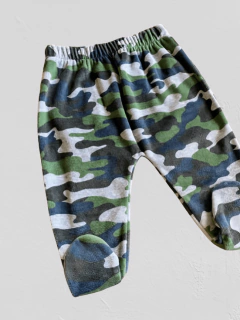 Pantalón "Old Bunch" - Ranita de plush camuflada verde, con bolsillo atrás - Lupeluz