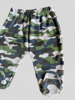 Pantalón "Old Bunch" - Ranita de plush camuflada verde, con bolsillo atrás - tienda online