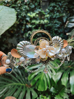 HIBISCUS CROWN