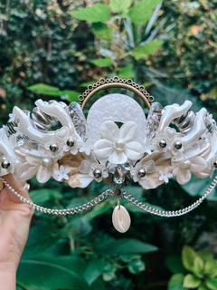 Coral & Flowers Crown en internet