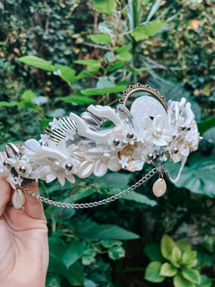 Coral & Flowers Crown - tienda online
