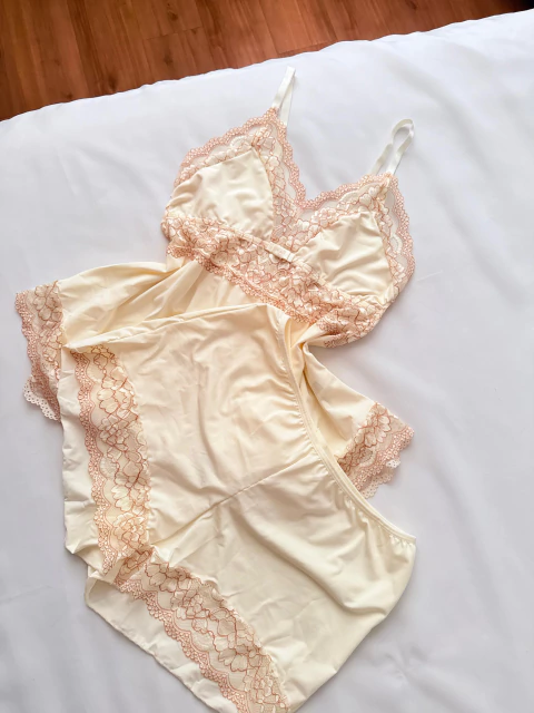 Short Doll Angeline Marfim com Bronze - comprar online