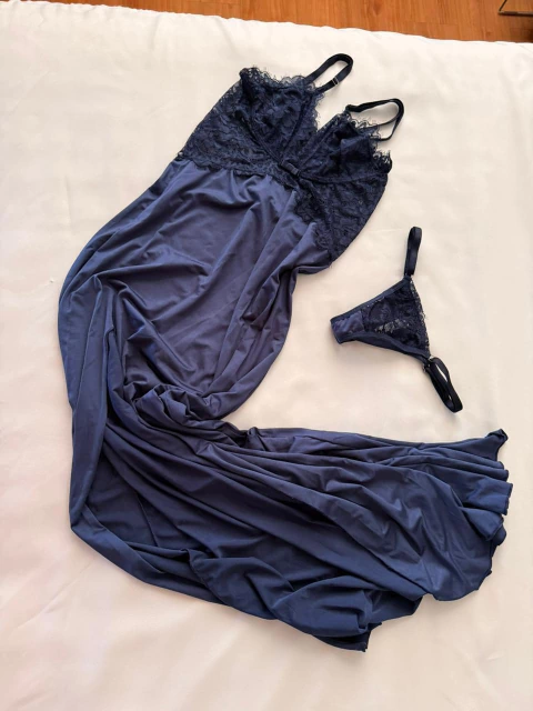 Camisola Longa Leonora Azul - comprar online