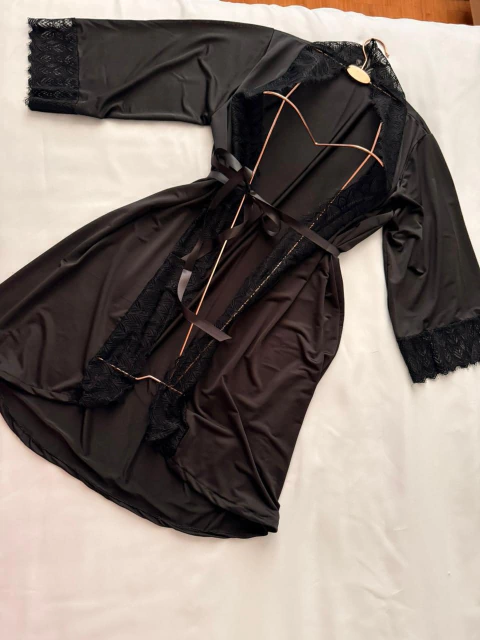 Robe Larissa Preto - comprar online