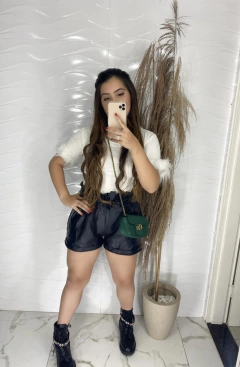 Blusa Plumas na internet