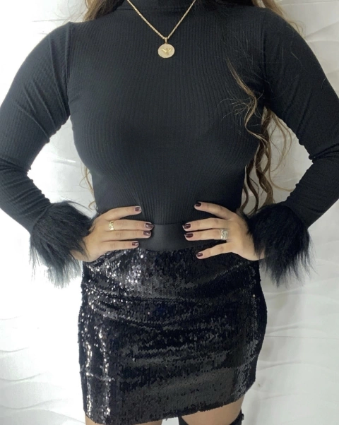 Blusa Canelada Plumas - Manga Longa