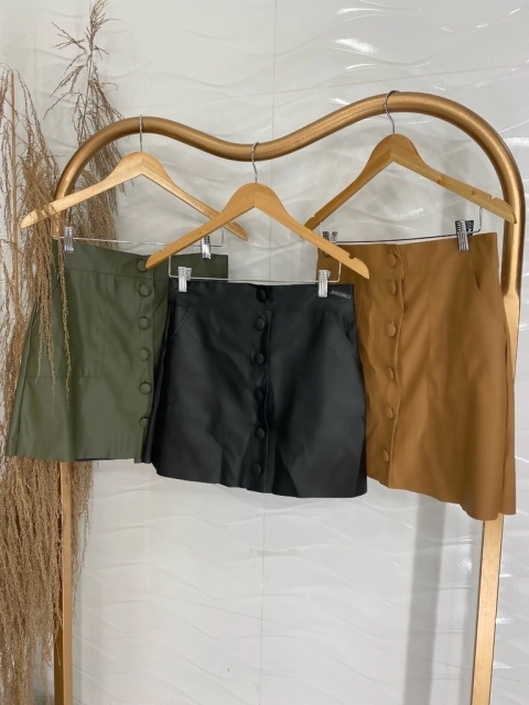 Saia Courino - Botões