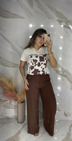 Tee Fashionista - Cow Print Texas na internet