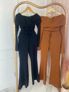 Conjunto Ombro a Ombro