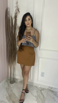 Short Saia Alfaiataria - Bolsa Frontal - comprar online