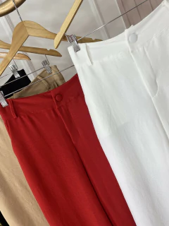 Calça Pantalona Lisa - Crepe Duna - comprar online