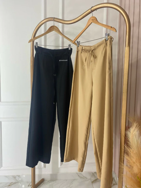 Calça Pantalona Zíper/Cinto - Alfaiataria