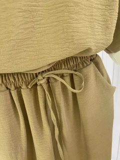 Conjunto Comfy - Jogger na internet