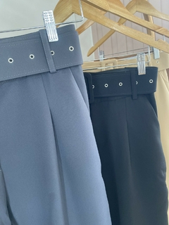 Calça Alfaiataria c/ Cinto - loja online