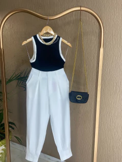 Calça Alfaiataria Cenoura - Barra Zíper