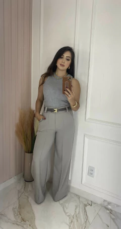 Calça Alfaiataria - Dois botões na internet