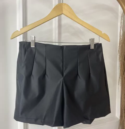 Short Insp Zara - Couro