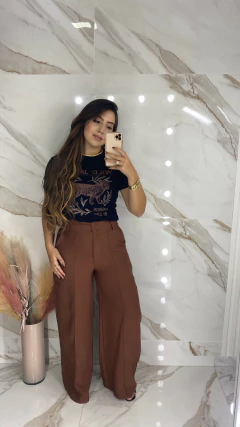 Imagem do Tee Fashionista - Onça﻿