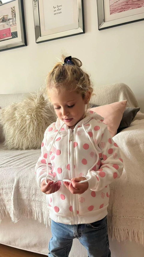 Campera frisada importada de nena LUNARES calidad excelente