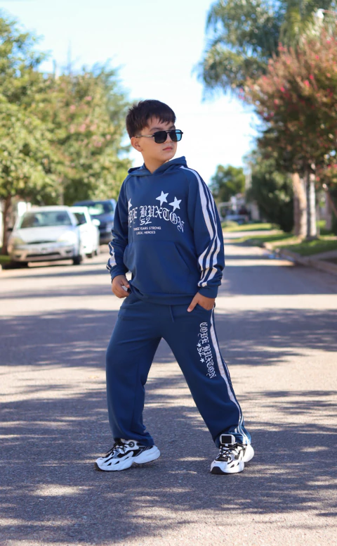 Conjunto de Varon HEROES en tela Darlon premium importado