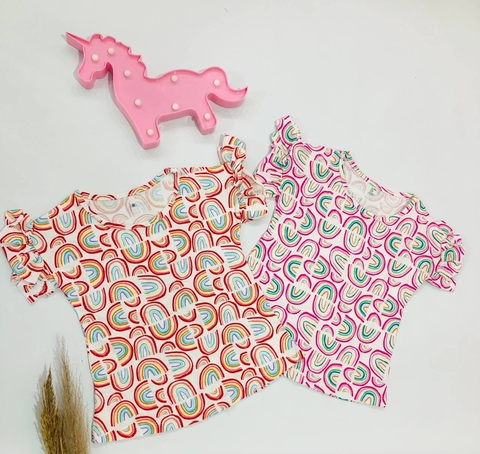 REMERA CON VOLADOS ESTAMPADO DE ALGODON