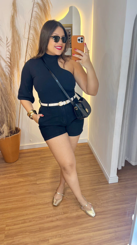 Short All Black - comprar online