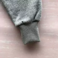 JOGGER FRISADO- GRIS en internet