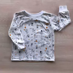 CAMISETA LAUTI- PERRITOS - comprar online