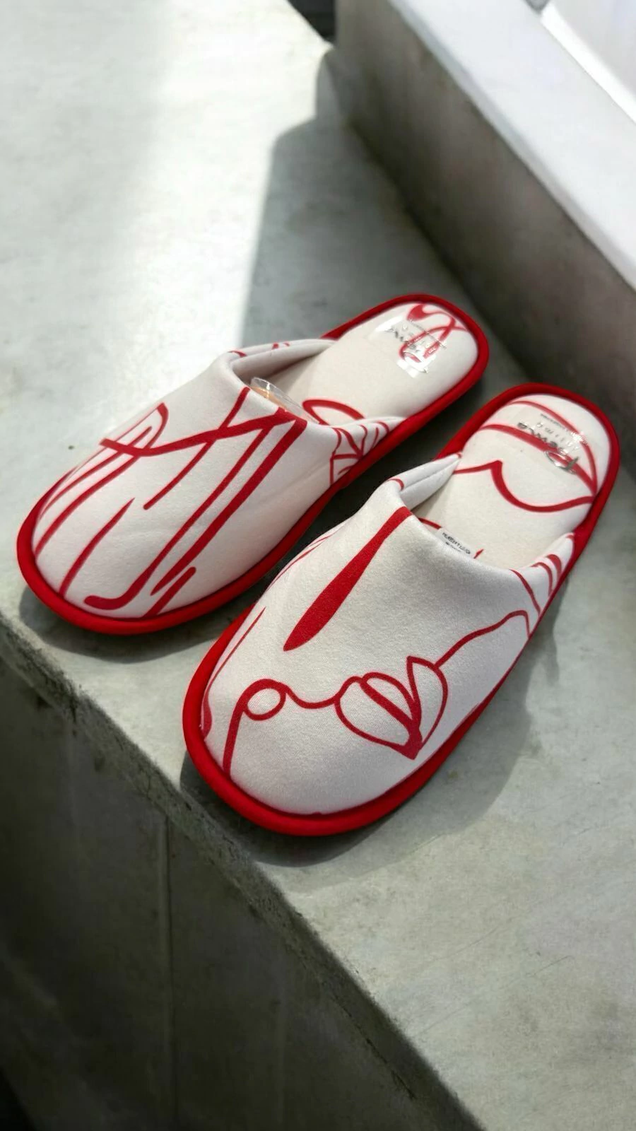 pantufla estampada inyectada - poema