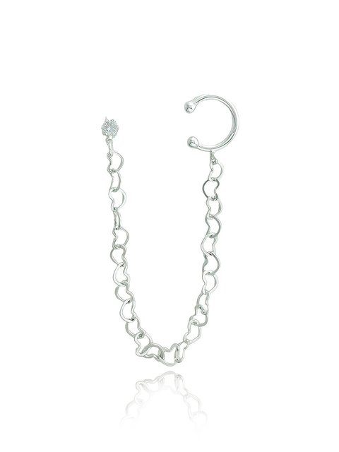Ear cuff corrente de corações com piercing fake folheado em prata